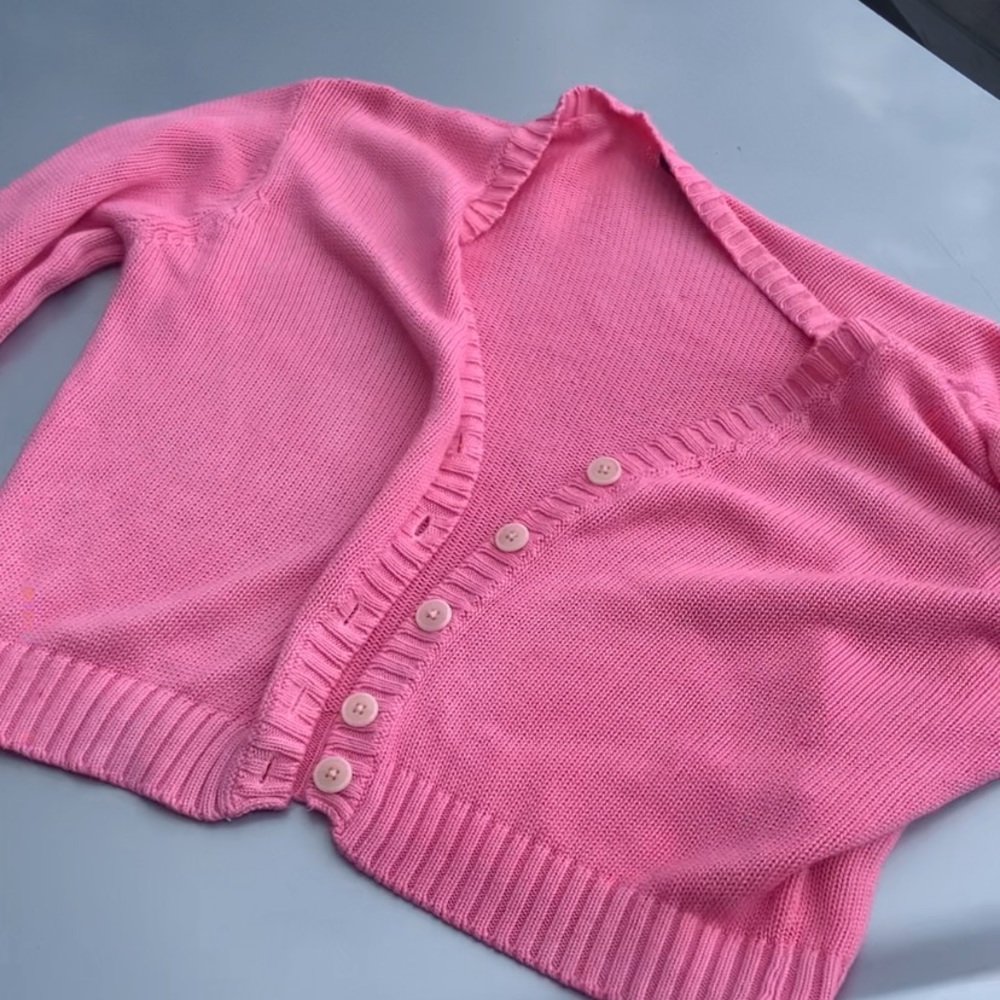 brandy melville bubblegum pink billie sweater